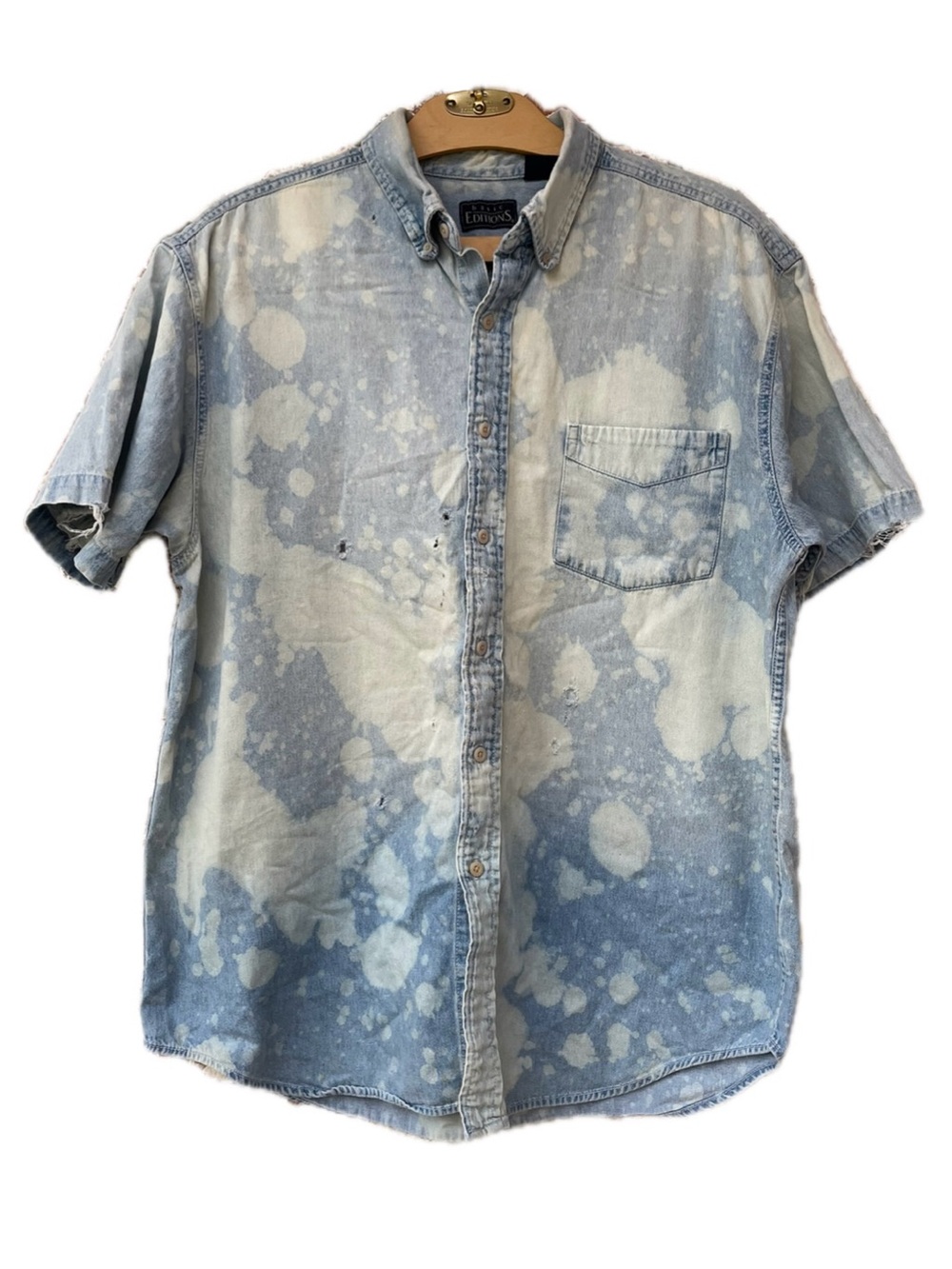 ♦️5/$15♦️ Basic Editions | Distressed Bleach Dyed Tie Dye Button Down Shirt